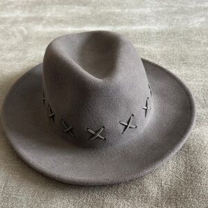 Stylish Gray Women's Hat